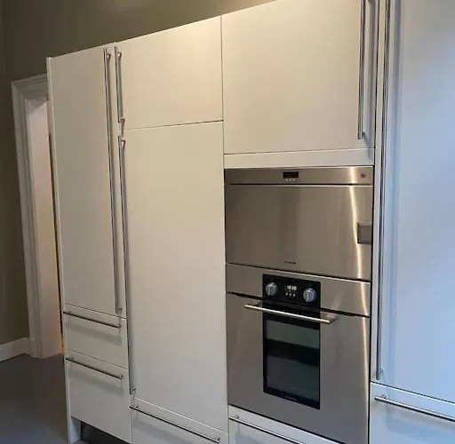 Exklusive Jugendstilwohnung In Uerzig An Der Mosel - 4 Personen - 2 Schlafzimmer - Waschmaschine - Trockner