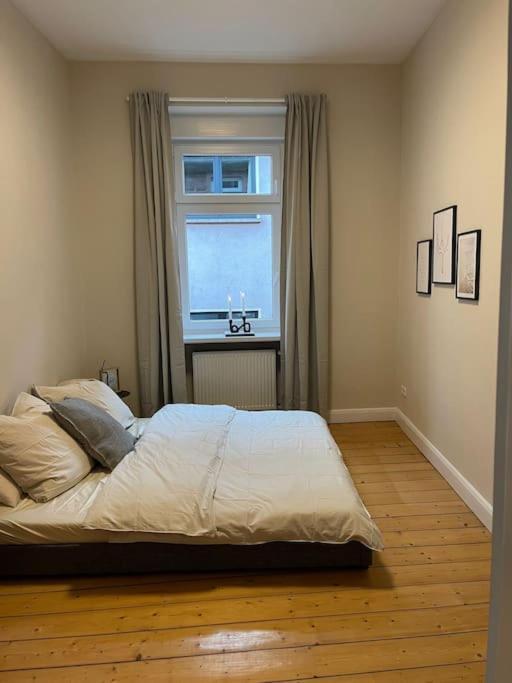 Exklusive Jugendstilwohnung In An Der Mosel - 4 Personen - 2 Schlafzimmer - Waschmaschine - Trockner Apartment *